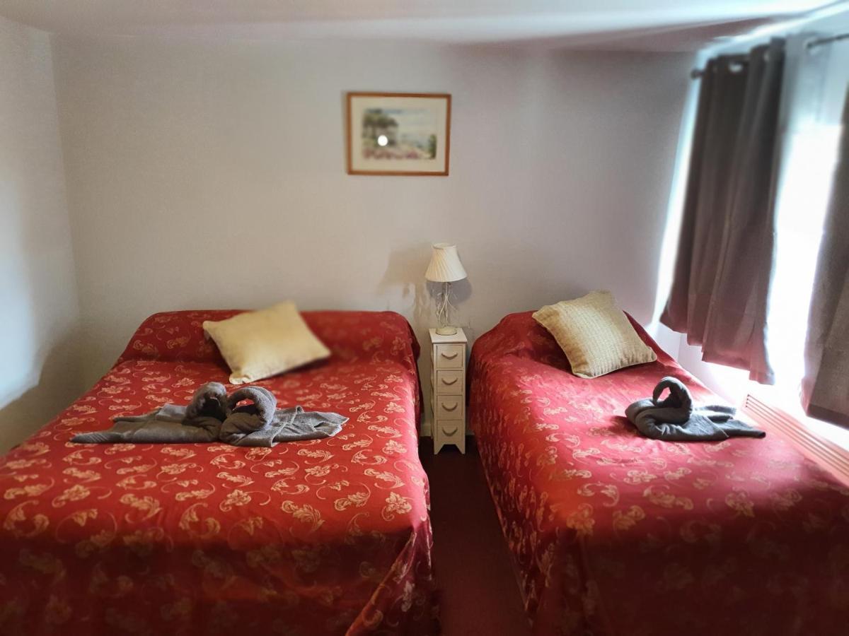 Stansted Lodge Guest House Elsenham Dış mekan fotoğraf